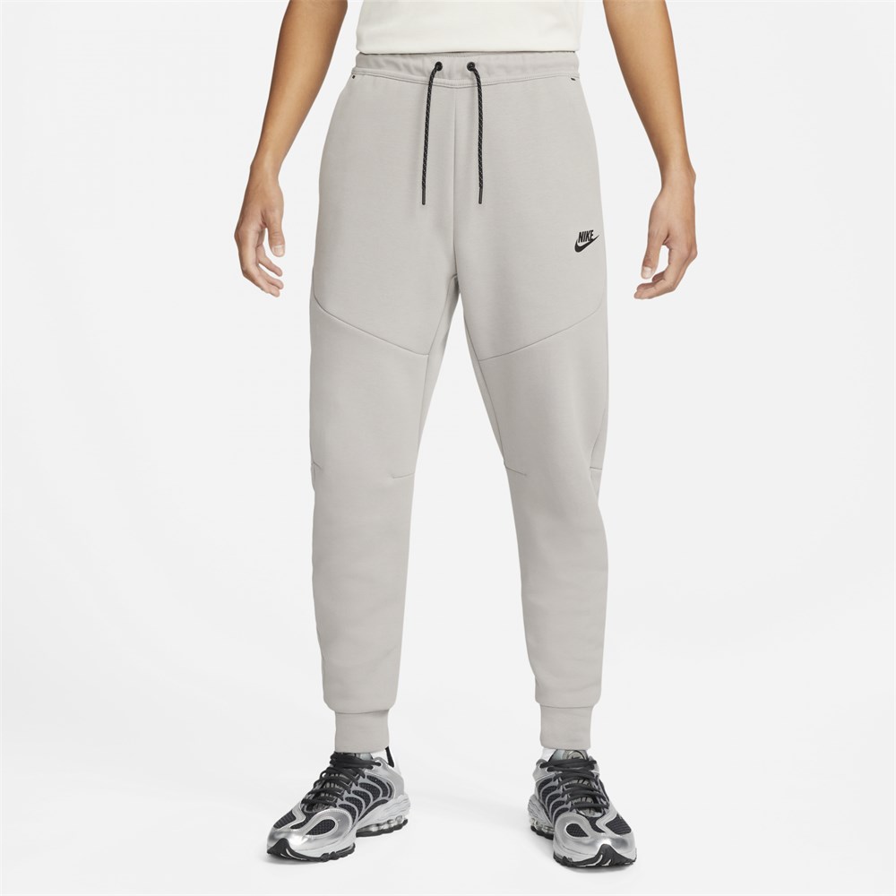 Pantalones Nike Tech (DV0538016)